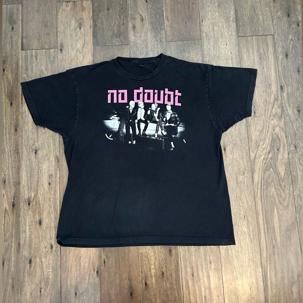 Black No Doubt Graphic T-Shirt